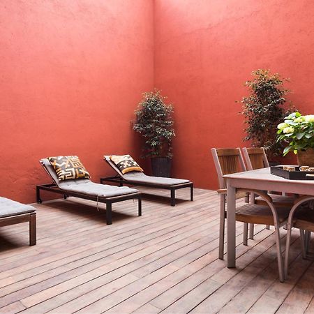 My Space Barcelona Pool City Center Luaran gambar