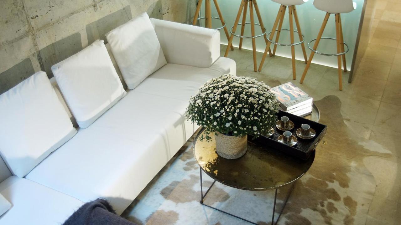 My Space Barcelona Pool City Center Luaran gambar